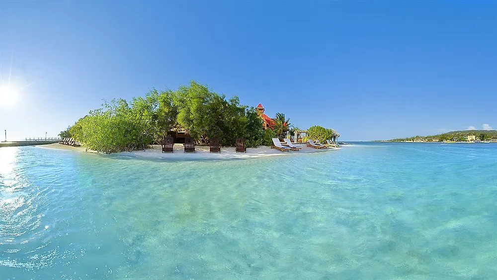 מונטגו ביי Sandals Royal Caribbean (Adults Only) מלון מונטגו ביי